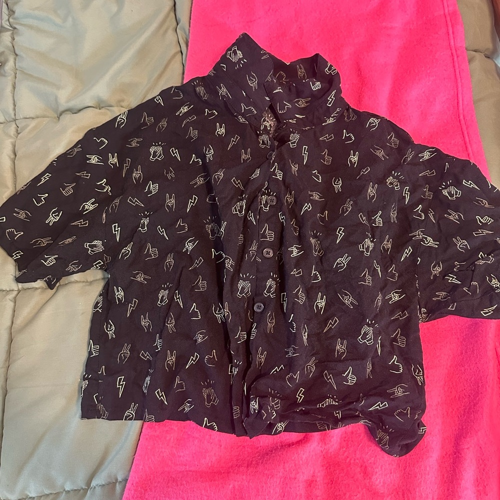 Cropped Button Up - Picture 3 of 4